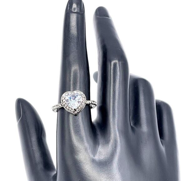 .925 Sterling Silver with White Cubic Zirconia Heart Ring Size 9.5 - Picture 8 of 8